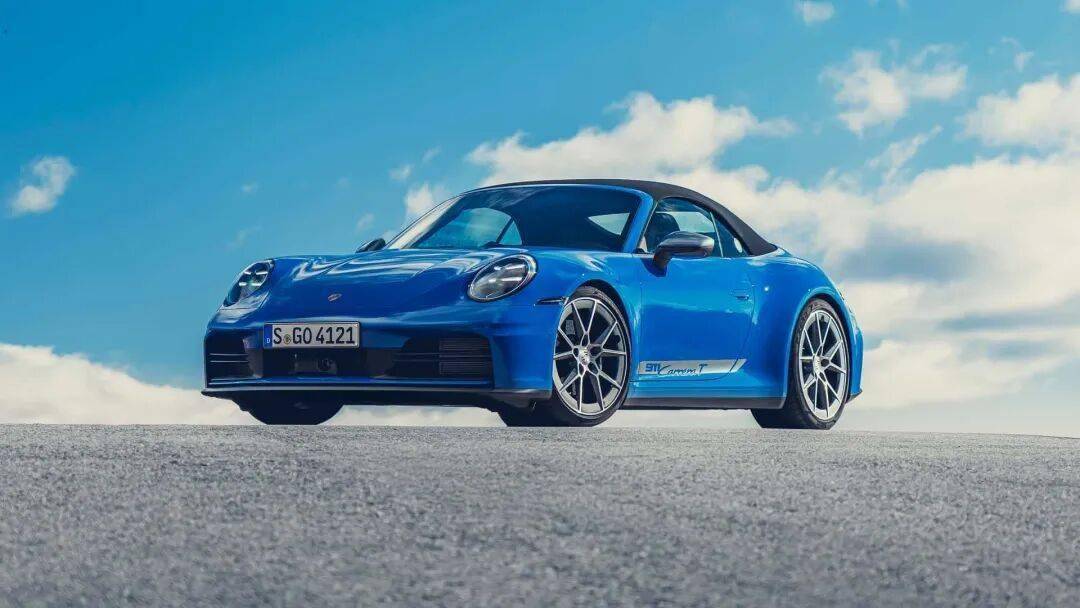 手動擋保時捷911:機械互動的純粹魅力,為何成為稀缺收藏品?