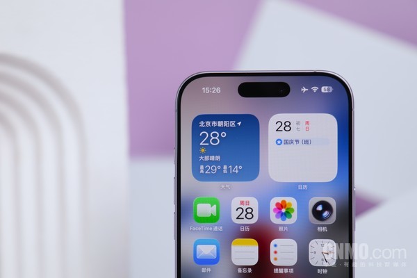 安卓佬的iPhone 17標準版初上手:標準小直屏的典范