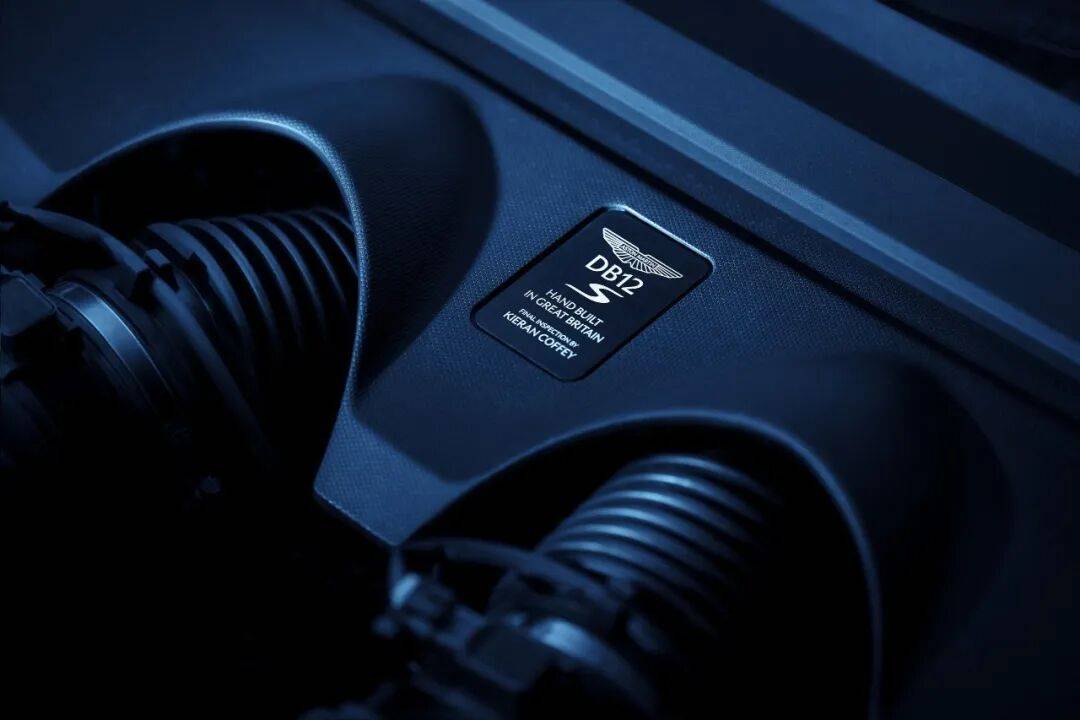 690馬力+鈦合金排氣!阿斯頓·馬丁DB12 S登場官方稱其為DB新旗艦