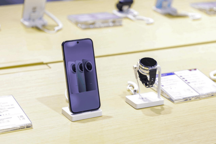 鴻蒙生態賦能未來,華為亮相2025中國移動全球合作伙伴大會