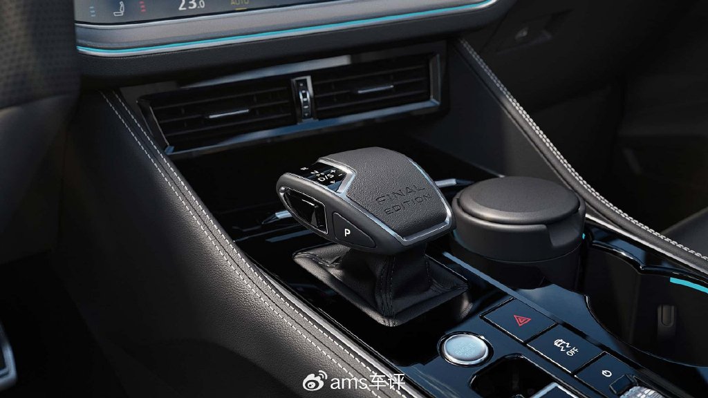 從V6到電驅,大眾推出途銳Final Edition特別版,燃油途銳謝幕!