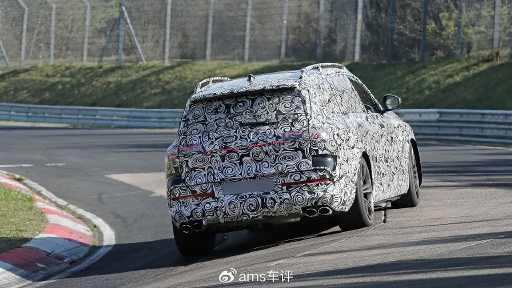 劍指GLS與X7的旗艦對(duì)決,奧迪Q9曝光,V8性能猛獸