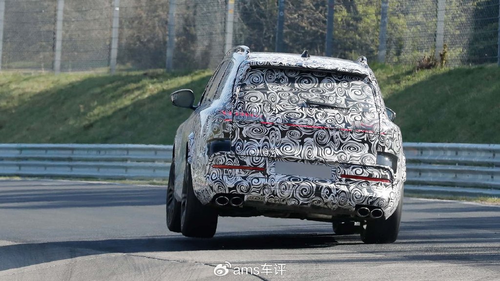 劍指GLS與X7的旗艦對(duì)決,奧迪Q9曝光,V8性能猛獸