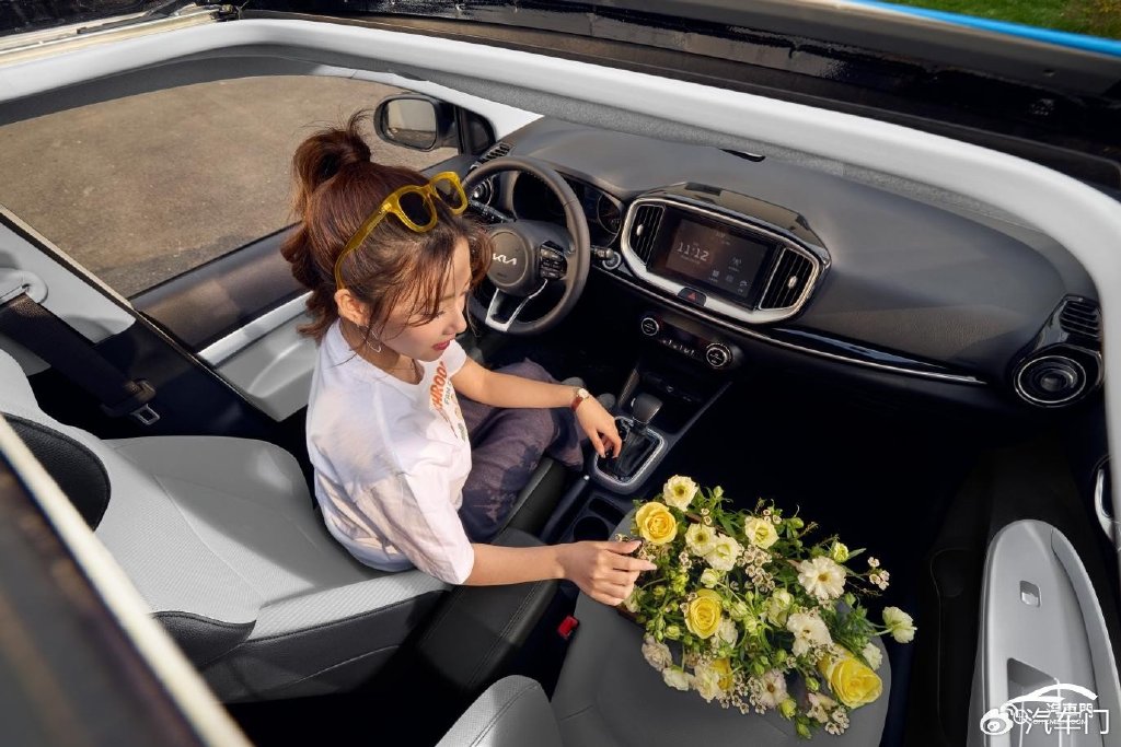 全球高品質 配色有上新 2026款起亞奕跑正式上市