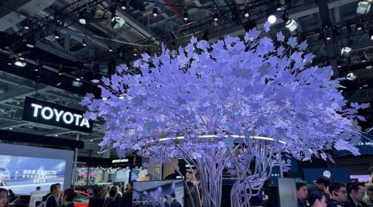 豐田展臺亮了!從氫能到甜品級座駕,全都“更中國”了!