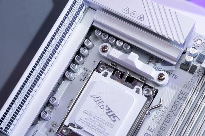 X3D處理器的最佳搭檔主板怎么選?超級冰雕給你答案