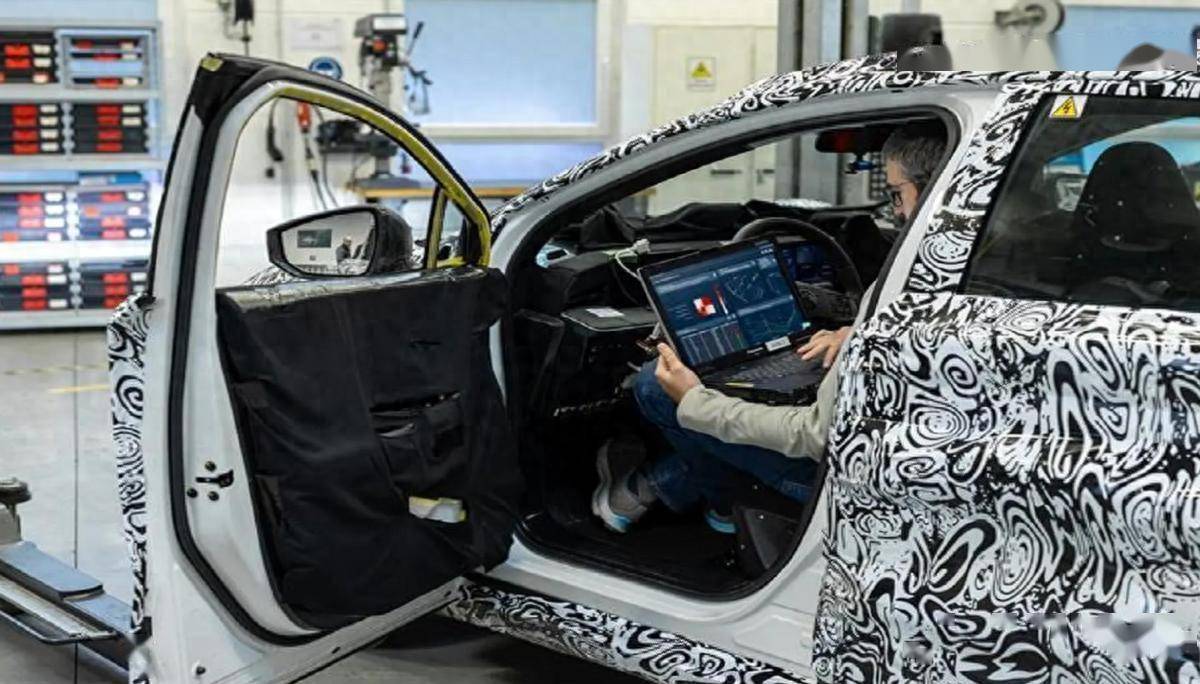 日產攜手Monolith延長合作,AI賦能新車研發測試時間或減半