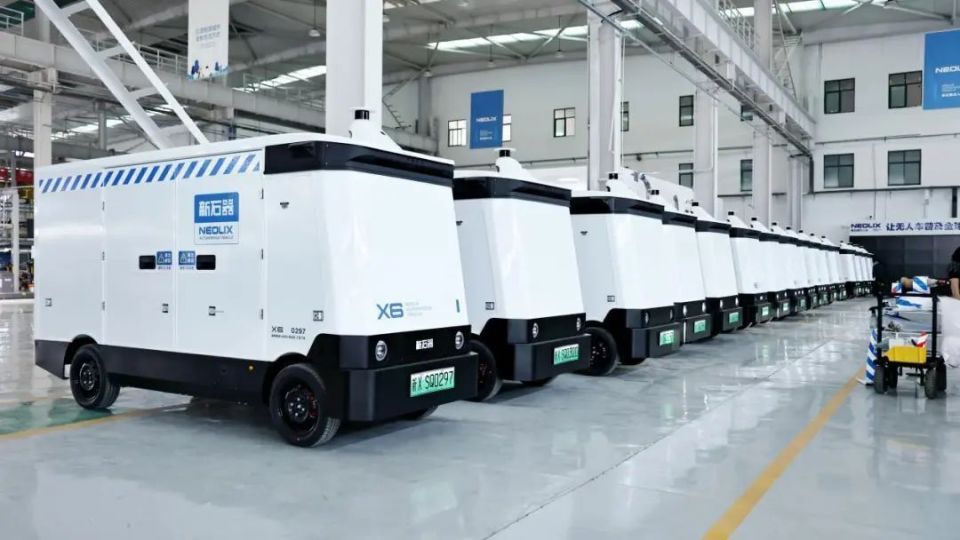 消息稱中國移動已參與新石器無人車 D 輪融資 圖片